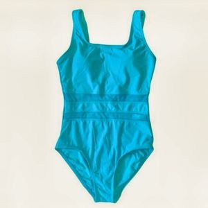 One piece swimsuit